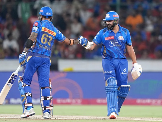 sunrisers hyderabad vs mumbai indians match scorecard